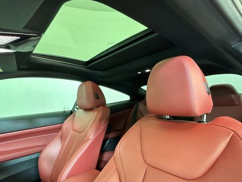 Used 2025 BMW 430i Coupe w/ M Sport Package image 13