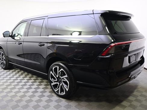 New 2026 Lincoln Navigator L Black Label image 3