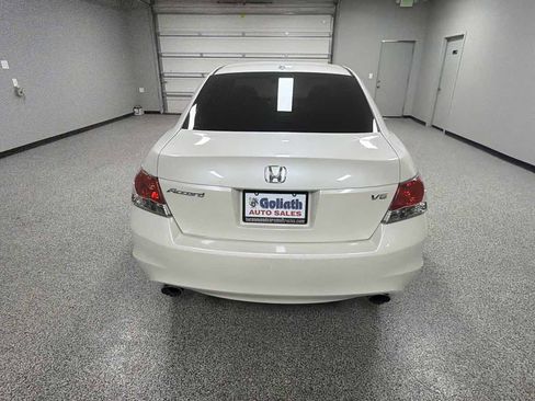 Used 2010 Honda Accord EX-L image 4