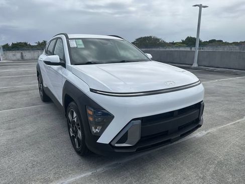 Used 2025 Hyundai Kona SEL FWD image 15