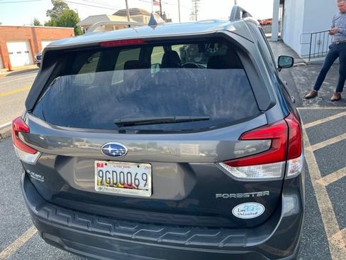 Used 2020 Subaru Forester Premium AWD/4WD image 16
