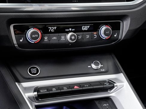 Certified 2025 Audi Q3 2.0T Premium Plus w/ Premium Plus Package image 17