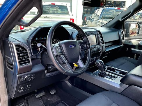 Used 2019 Ford F150 XLT w/ Equipment Group 302A Luxury AWD/4WD image 18