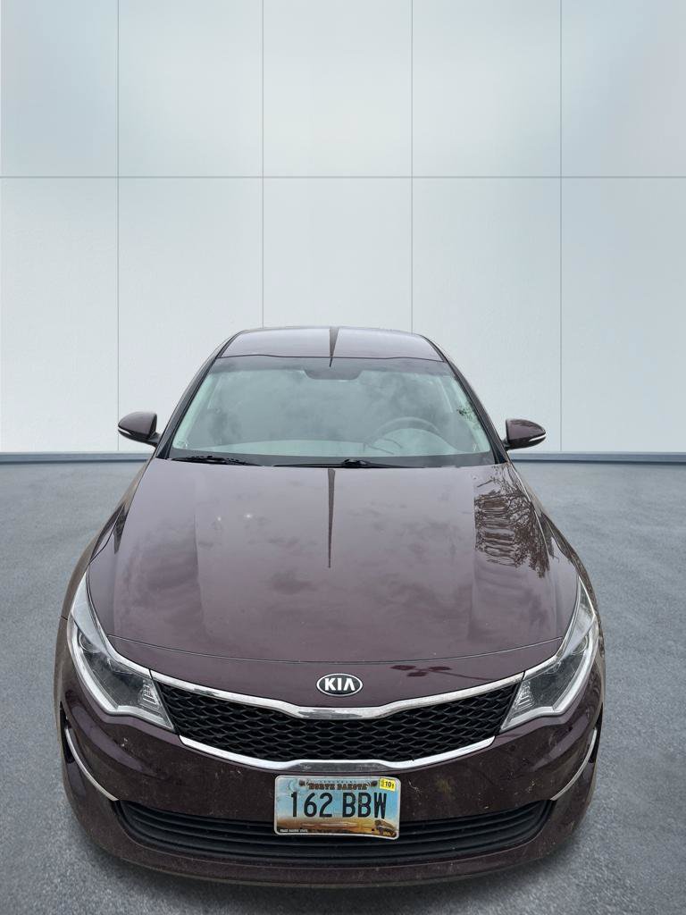 Used 2017 Kia Optima LX FWD image 2
