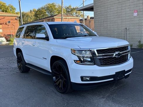 Used 2018 Chevrolet Tahoe LT image 3