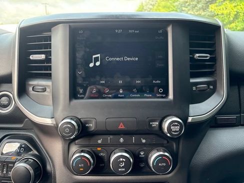 Used 2020 RAM 1500 Big Horn AWD/4WD image 7