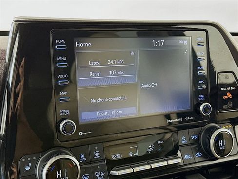 Used 2022 Toyota Highlander XLE image 27