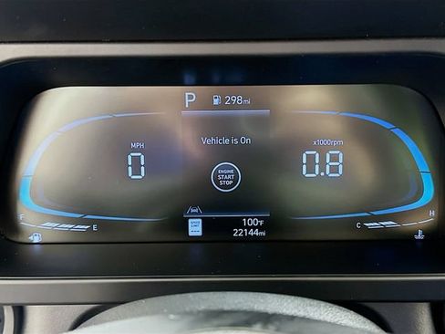 Used 2025 Hyundai Elantra Sport FWD image 17