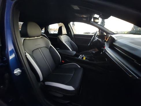 Used 2025 Kia K5 GT-Line w/ GT-Line Premium Package image 10