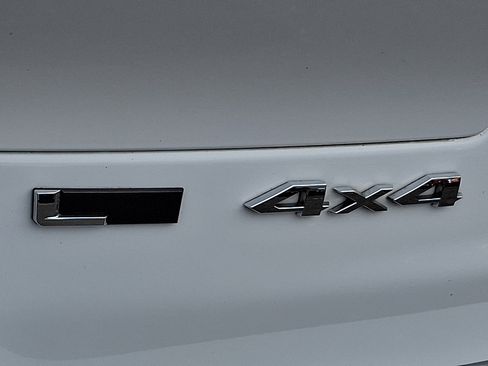 Certified 2023 Jeep Grand Cherokee L Limited w/ Luxury Tech Group II image 35