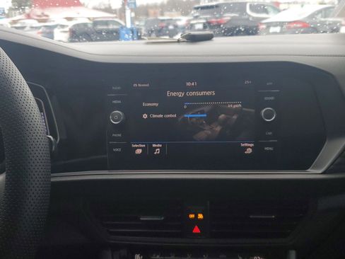 Used 2019 Volkswagen Jetta SEL w/ Cold Weather Package image 27