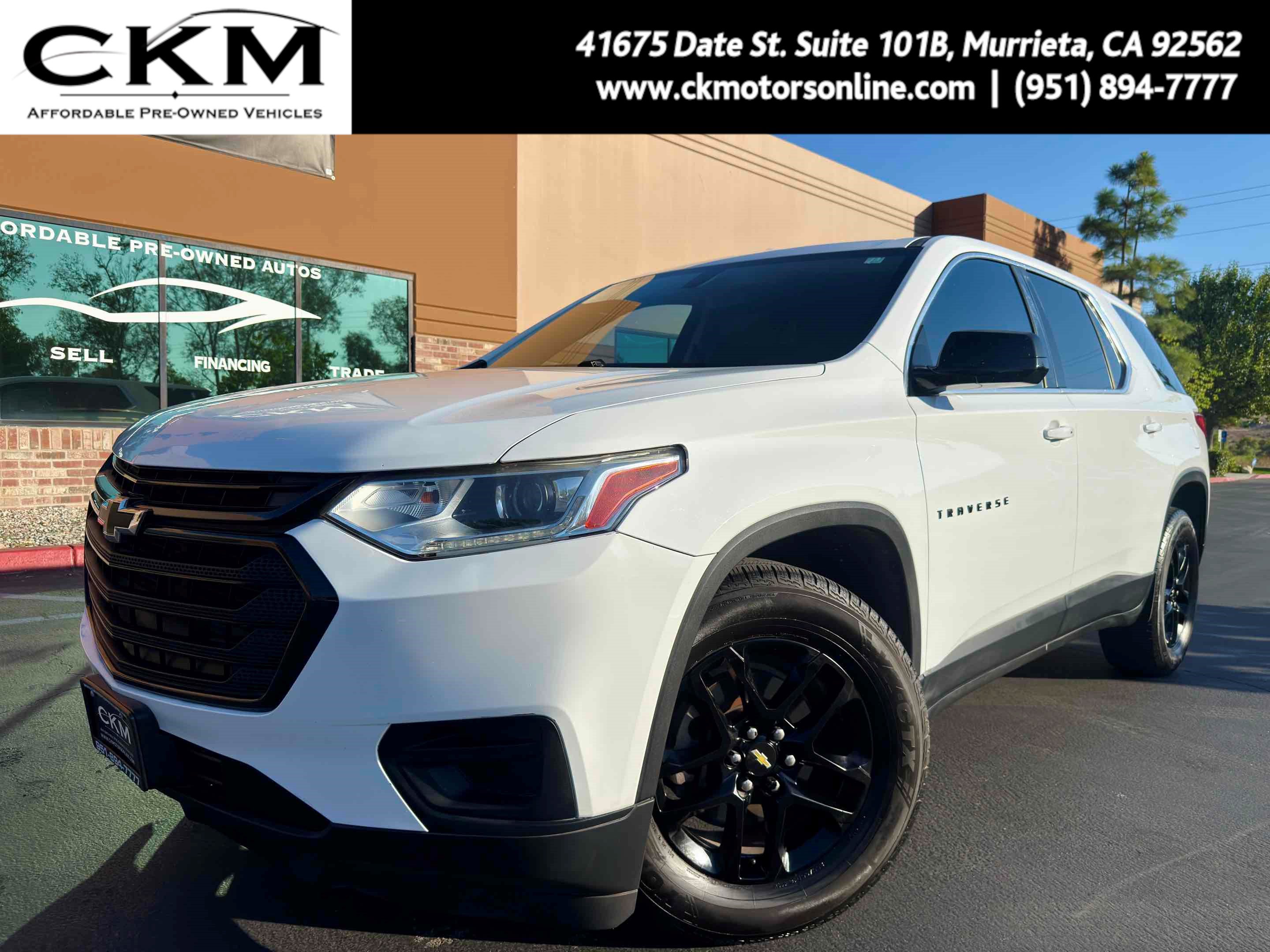 Used 2019 Chevrolet Traverse LS w/ LPO, Blackout Package FWD image 1