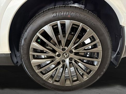 Certified 2025 Lexus RX 350 FWD w/ Convenience Package image 24