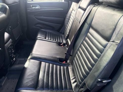 Used 2021 Jeep Grand Cherokee Limited X image 20