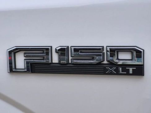Used 2019 Ford F150 XLT w/ Equipment Group 302A Luxury AWD/4WD image 36