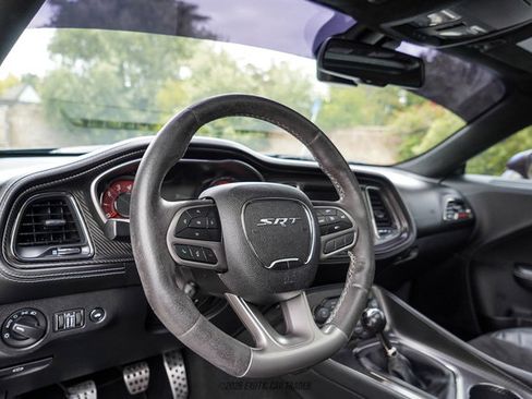 Used 2020 Dodge Challenger SRT Hellcat RWD image 48