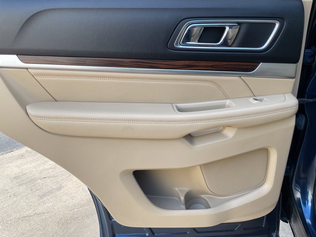 Used 2017 Ford Explorer Limited FWD image 21