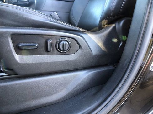 Used 2021 Chevrolet Silverado 1500 LTZ image 13