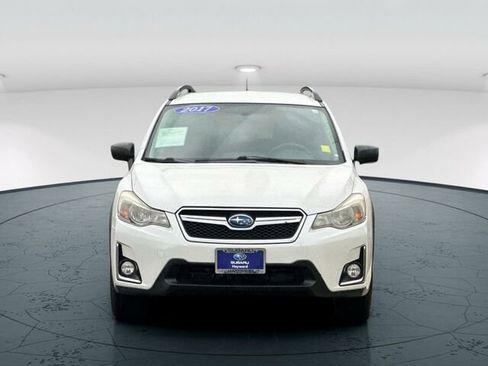 Used 2017 Subaru Crosstrek 2.0i image 9