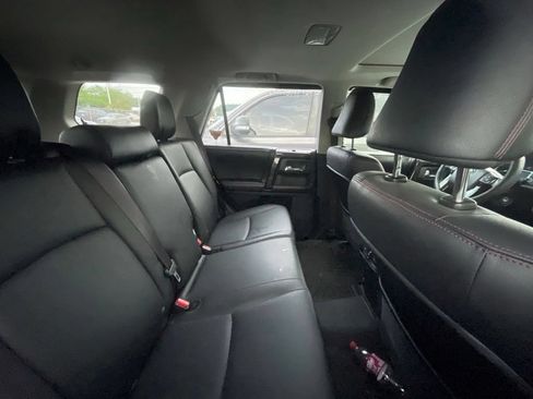 Used 2015 Toyota 4Runner Trail Premium AWD/4WD image 8