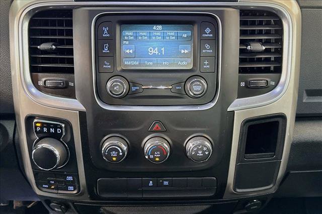 Used 2019 RAM 1500 Classic SLT AWD/4WD image 14