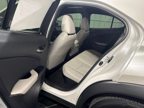 Used 2020 Lexus UX 250h w/ Premium Package AWD/4WD image 18