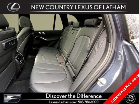Used 2021 BMW X5 xDrive40i w/ Convenience Package image 19