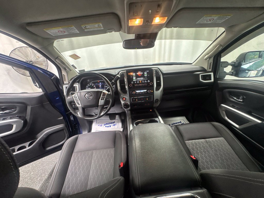 Used 2021 Nissan Titan SV w/ SV Convenience Package AWD/4WD image 35