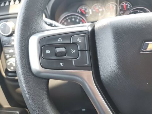 Used 2022 Chevrolet Silverado 1500 Custom w/ Safety Confidence Package AWD/4WD image 20