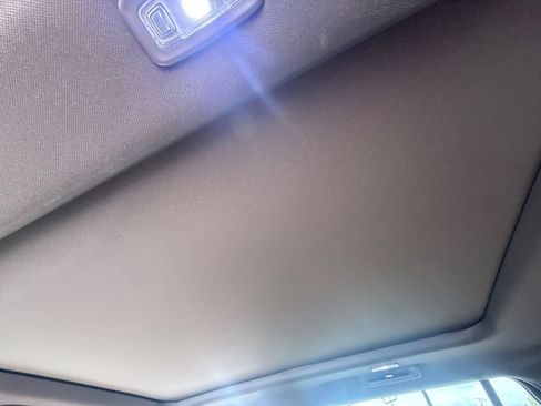 Used 2023 Cadillac Escalade Premium Luxury w/ Performance Package image 17