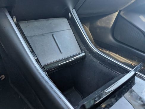 Used 2020 Tesla Model 3 Performance image 17