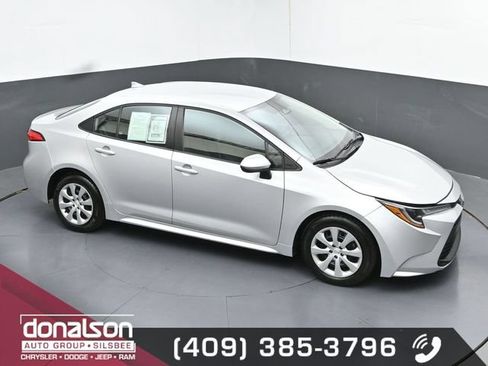 Used 2024 Toyota Corolla LE FWD image 17