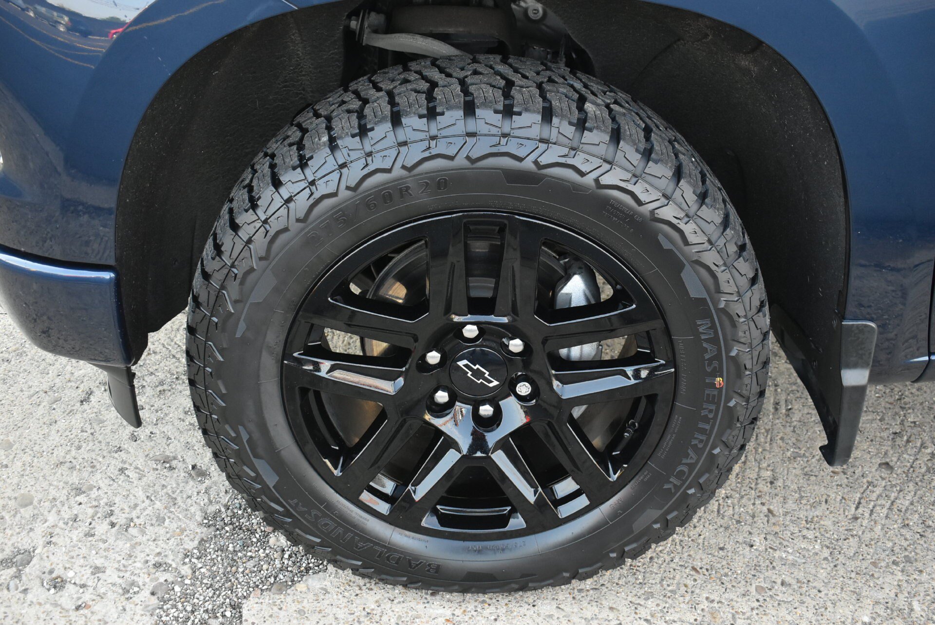Used 2022 Chevrolet Silverado 1500 RST AWD/4WD image 12