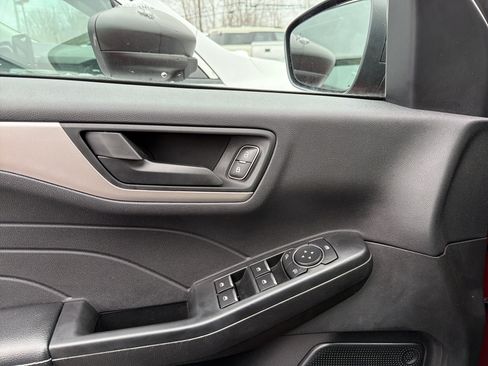 Used 2022 Ford Escape SE w/ Convenience Package image 15