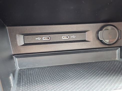 Used 2021 Volkswagen Tiguan S AWD/4WD image 17