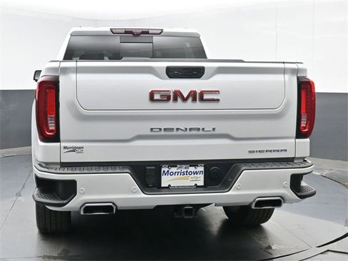 Used 2022 GMC Sierra 1500 Denali w/ Denali Premium Package image 13