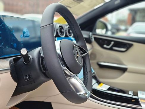 New 2026 Mercedes-Benz C 300 4MATIC Sedan image 17