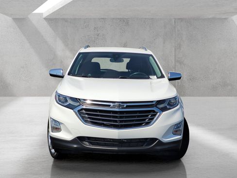 Used 2018 Chevrolet Equinox Premier AWD/4WD image 3