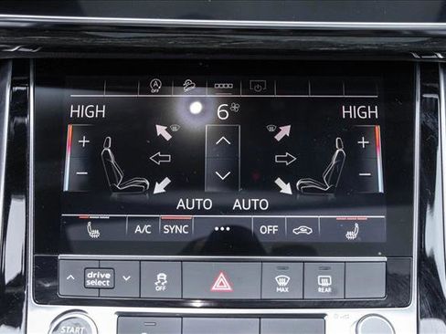 Used 2025 Audi Q7 3.0T Premium Plus image 19