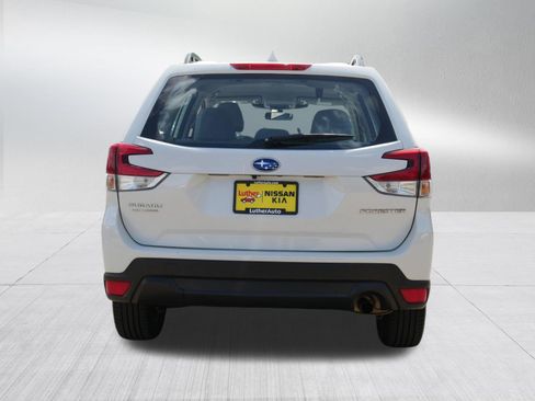 Used 2022 Subaru Forester AWD/4WD image 6
