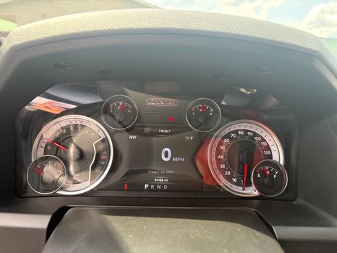 Used 2019 RAM 1500 Classic Warlock AWD/4WD image 23