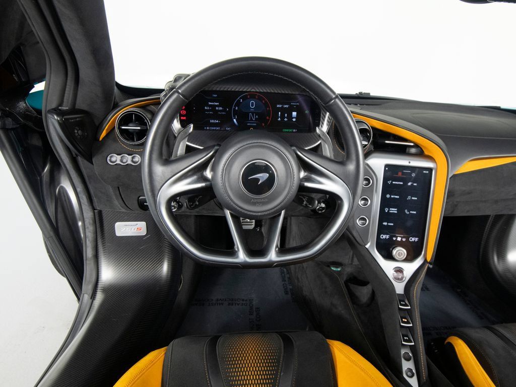 Used 2024 McLaren 750S Spider RWD image 20