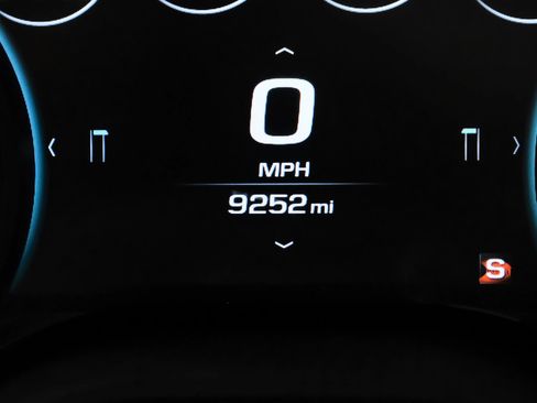 Used 2018 Chevrolet Camaro ZL1 image 12