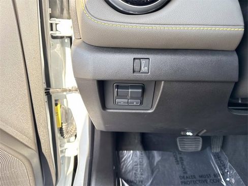 Used 2024 Chevrolet Colorado ZR2 w/ ZR2 Convenience Package III image 29