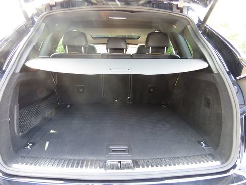 Used 2018 Porsche Cayenne AWD/4WD image 17