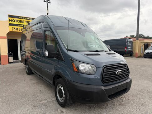 Used 2019 Ford Transit 250 148 High Roof Extended RWD image 9