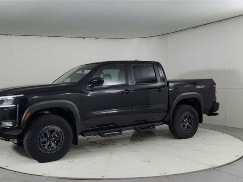 New 2025 Nissan Frontier PRO-4X image 3