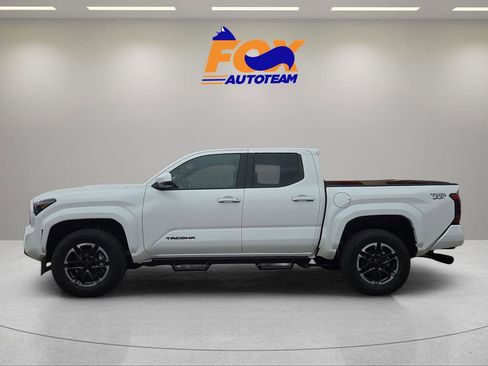 New 2026 Toyota Tacoma TRD Sport RWD image 2