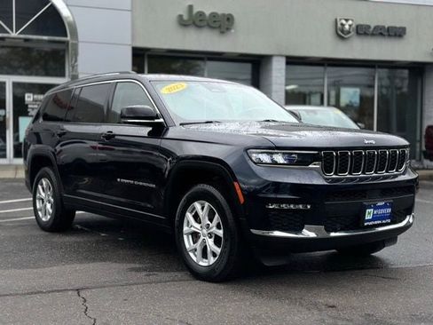 Used 2023 Jeep Grand Cherokee L Limited w/ Luxury Tech Group II AWD/4WD image 9