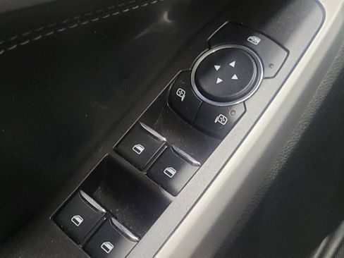 Used 2023 Ford Explorer XLT w/ Equipment Group 202A image 27